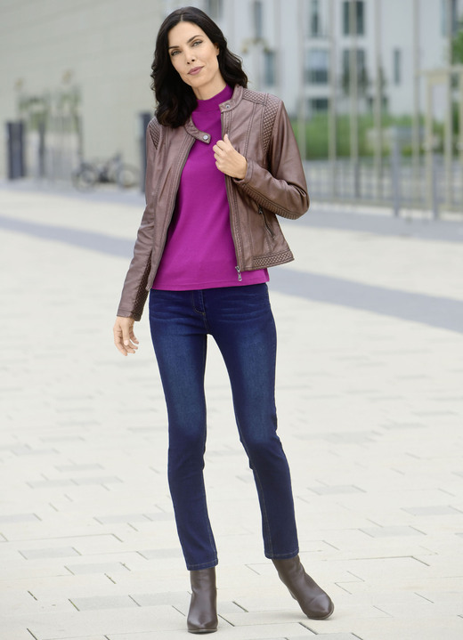 Damenmode - Jeans mit Push-up-Effekt, in Größe 017 bis 050, in Farbe DUNKELBLAU Ansicht 5