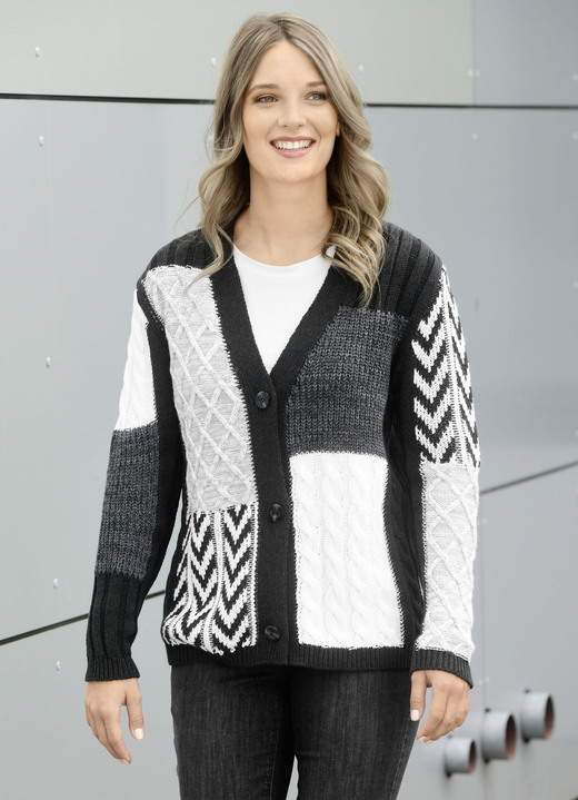 Jacken, Westen & Sets - Strickjacke in Mustermix, in Größe 036 bis 052, in Farbe ANTHRAZIT-WEISS-GRAU MELIERT Ansicht 1