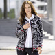 Jacken, Westen & Sets - Strickjacke in Jacquard-Dessin, in Größe 038 bis 054, in Farbe SCHWARZ-WEISS-ROT – Farbe SCHWARZ-WEISS-ROT – Ansicht 2