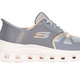 Slipper & Schnürschuhe - SKECHERS Sneaker mit geformter Slip-Ins Fersenplatte, in Größe 036 bis 041, in Farbe GRAU-ORANGE – Farbe GRAU-ORANGE – Ansicht 4