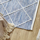 Modern - Moderne Brücken und Teppiche aus 100% Baumwolle – Farbe BLAU – Ansicht 2 Modern - Moderne Brücken und Teppiche aus 100% Baumwolle, in Größe 113 (Brücke, 70x140 cm) bis 256 (Teppich, 170x240 cm), in Farbe GRAU – Farbe BLAU – Ansicht 2