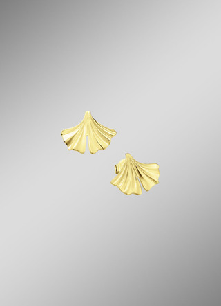 Natürliche Eleganz: Ohrstecker Ginkgoblatt