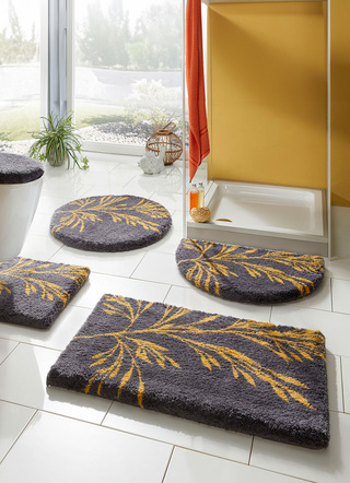 Badgarnituren - Badgarnitur mit rutschhemmender Latexierung – Farbe GRAU – Ansicht  Badgarnituren - Badgarnitur mit rutschhemmender Latexierung, in Größe 100 (Vorleger halbrund, 50/ 80 cm) bis 112 (WC-Deckelbezug, 47/ 50 cm), in Farbe TAUPE – Farbe GRAU – Ansicht