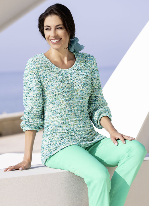 Pullover - Pullover mit hochwertigem Federeffektgarn Ansicht 2 Pullover - Pullover mit hochwertigem Federeffektgarn, in Größe 036 bis 052, in Farbe AQUA-ECRU-MULTICOLOR Ansicht 2