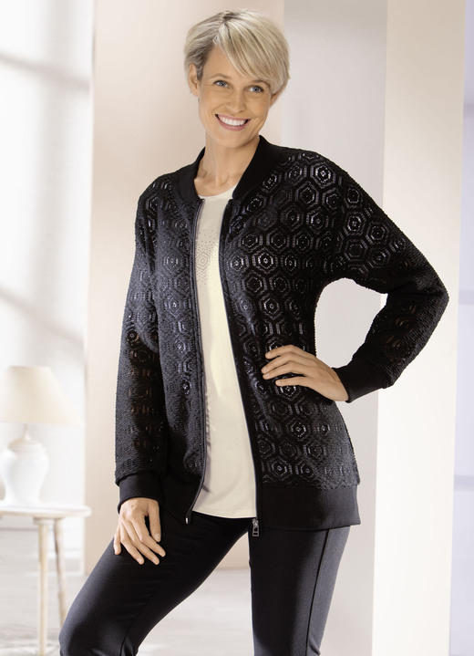 - Jacke mit Stehkragen, in Größe 038 bis 052, in Farbe SCHWARZ Ansicht 1