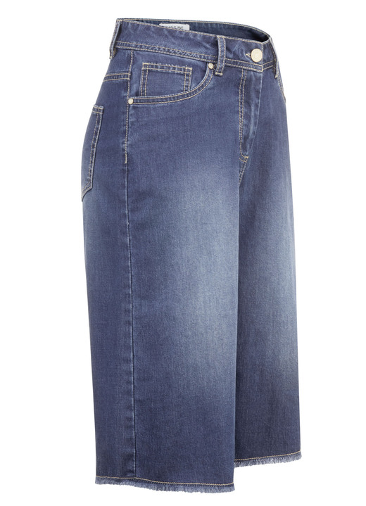 - Bermudas, in Größe 034 bis 050, in Farbe JEANSBLAU Ansicht 1