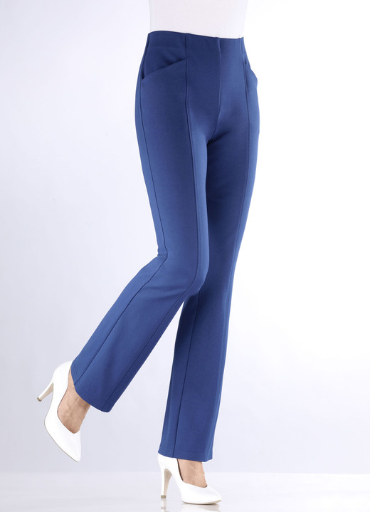 Hosen - Jerseyhose mit ausgestellter Fußweite, in Größe 018 bis 054, in Farbe BEERE Ansicht 6