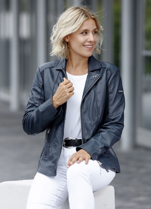 Ledermode - Lederkurzjacke von „Cabrini“, in Größe 036 bis 050, in Farbe DUNKELBLAU Ansicht 4