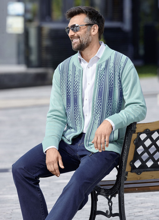 Hemden, Pullover & Shirts - Gemusterte Jacke in 2 Farben, in Größe 046 bis 062, in Farbe MINT Ansicht 2