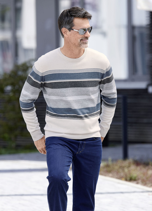 Hemden, Pullover & Shirts - Gestreifter Rundhalspullover, in Größe 3XL(64/66) bis XXL(60/62), in Farbe NATUR-GRAU-JEANSBLAU GESTREIFT Ansicht 2