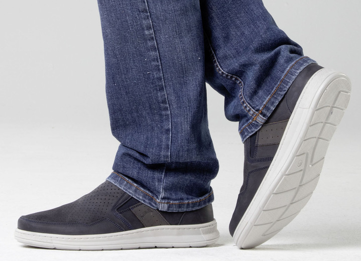 Slipper & Schnürschuhe - GINO GALANTE Slipper aus luftig perforiertem Rind-Nubukleder, in Größe 040 bis 046, in Farbe DUNKELBLAU Ansicht 4