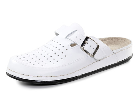 Pantolette aus Nappaleder mit luftiger Perforation