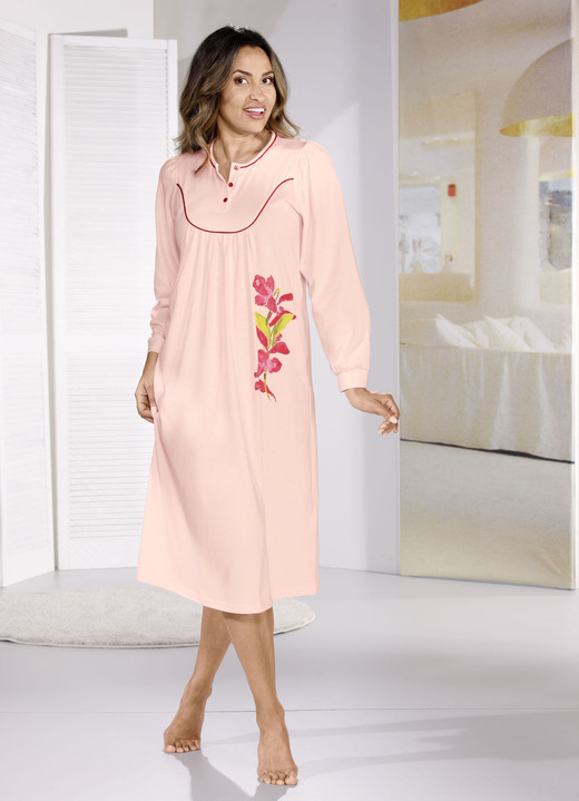 Nachthemden - Nachthemd, wadenlang mit knöpfbaren Bündchenabschlüssen, in Größe 038 bis 062, in Farbe ROSA Ansicht 3