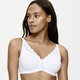 Bügel-BH - Triumph Amourette Minimzer-Bügel-BH mit Elastikspitze – Farbe WEISS – Ansicht 1 Bügel-BH - Triumph Amourette Minimzer-Bügel-BH mit Elastikspitze, in Größe 075 bis 095, in Cup F, in Farbe WEISS – Farbe WEISS – Ansicht 1