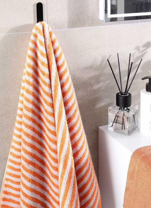 Handtücher - Frottier-Serie in saugstarker Baumwollqualität von Cawö Ansicht 6 Handtücher - Frottier-Serie in saugstarker Baumwollqualität von Cawö, in Größe 200 (1 Handtuch, 50/100 cm) bis 204 (1 Duschtuch, 70/140 cm), in Farbe PINK Ansicht 6