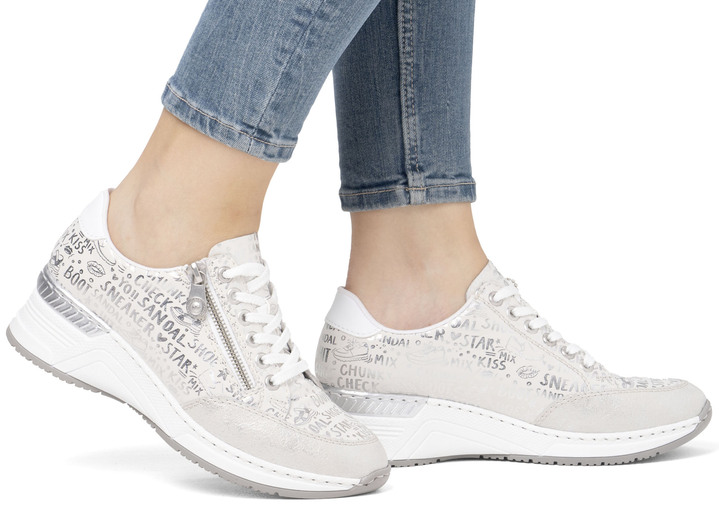 Komfortschuhe - Rieker Schnür-Sneaker aus bedrucktem Synthetikmaterial, in Größe 036 bis 042, in Farbe HELLBLAU-SILBER Ansicht 16