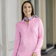 Pullover - Pullover mit dezentem Glanz – Farbe ROSÉ – Ansicht 2 Pullover - Pullover mit dezentem Glanz, in Größe 036 bis 052, in Farbe HELLBLAU – Farbe ROSÉ – Ansicht 2