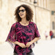 Tuniken - Poncho-Tunika mit eingearbeitetem Top – Farbe SCHWARZ-BEERE-ROT – Ansicht 2 Tuniken - Poncho-Tunika mit eingearbeitetem Top, in Größe 036 bis 054, in Farbe SCHWARZ-BEERE-ROT – Farbe SCHWARZ-BEERE-ROT – Ansicht 2