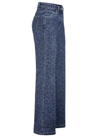 Jeans in aktueller Leo-Dessinierung