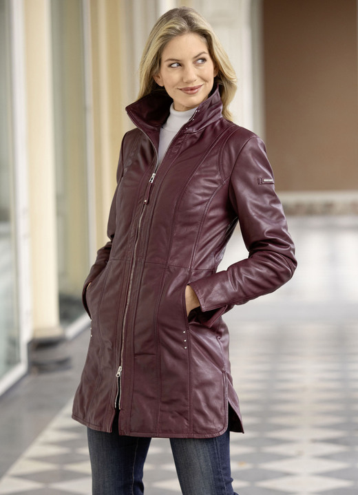 Ledermode - Lederkurzmantel von „Cabrini“, in Größe 036 bis 050, in Farbe BORDEAUX Ansicht 3