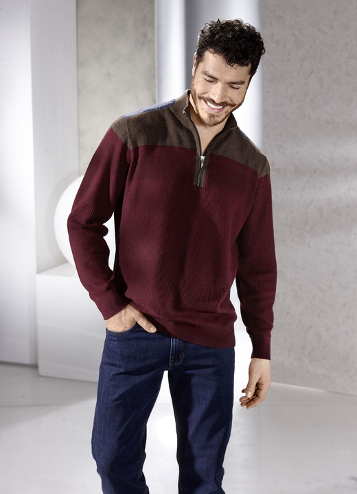Hemden, Pullover & Shirts - Stehkragenpullover mit Strukturmix, in Größe 046 bis 062, in Farbe WEINROT-BRAUN MELIERT Ansicht 2