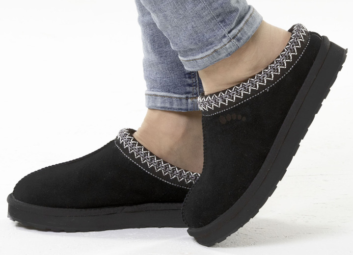 Hausschuhe - ELENA EDEN, warme Damen-Clogs, mit Lammfell, in Größe 036 bis 042, in Farbe SCHWARZ Ansicht 4