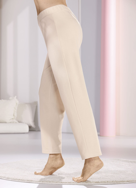 Schlafanzüge & Shortys - Zweierpack Schlaf- und Freizeithosen Schlafanzüge & Shortys - Zweierpack Schlaf- und Freizeithosen, in Größe 036 bis 058, in Farbe 1X BEIGE, 1X GRAU MELIERT