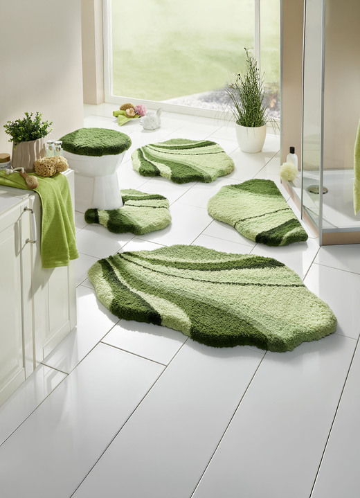Badgarnituren - Tolle Badgarnitur in barfußweicher Qualität Ansicht 2 Badgarnituren - Tolle Badgarnitur in barfußweicher Qualität, in Größe 100 (Vorleger halbrund, 50/ 80 cm) bis 112 (WC-Deckelbezug, 47/ 50 cm), in Farbe GRÜN Ansicht 2