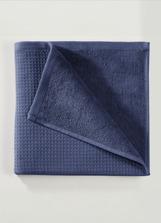 Handtücher - Waffelpiqué-Frottier-Serie aus Baumwolle, in Größe 200 (2 Handtücher, 50/100 cm) bis 204 (1 Duschtuch, 70/140 cm), in Farbe BLAU Ansicht 1