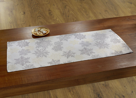 Tisch- und Raumdekoration mit Glitzergarn