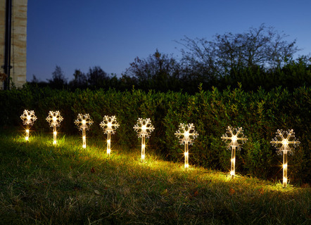 Außendekorationen - 8er Set Schneefocken Solarstecker, in Farbe WARMWEISS – Farbe WARMWEISS – Ansicht 