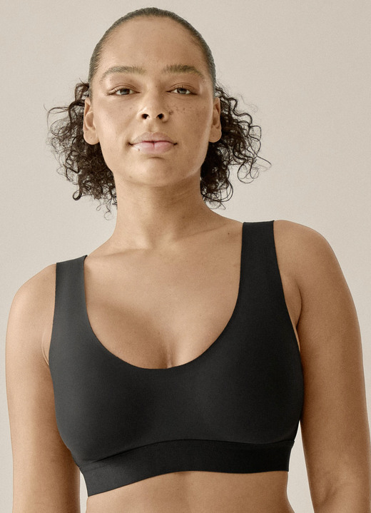 Soft-BH -  Naturana BH mit nahtlosen Abschlüssen, in Größe L (Gr: 80 Cup E + Gr: 85 Cup B,C,D + Gr: 90 Cup A) bis XL (Gr: 85 Cup E + Gr: 90 Cup B,C,D,E), in Farbe WEISS Ansicht 6