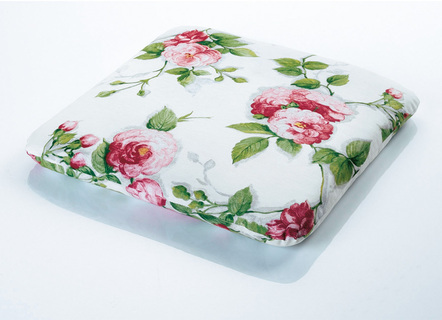 Kissen, Polster und Auflagen - Kissen und Auflagen in mustergültiger Qualität, in Farbe PFINGSTROSE, in Ausführung Sitzkissen 2er-Set – Farbe PFINGSTROSE – Ansicht 