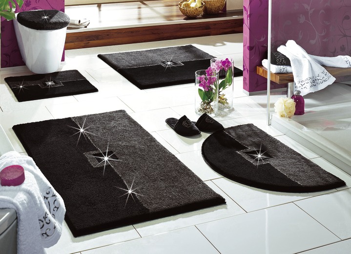 Badgarnituren - Seidenweiche Badgarnitur mit funkelnden Kristallen Ansicht 2 Badgarnituren - Seidenweiche Badgarnitur mit funkelnden Kristallen, in Größe 100 (Vorleger halbrund, 50/80 cm) bis 112 (WC-Deckel-Bezug mit Kordel), in Farbe LILA Ansicht 2