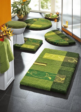 Badgarnituren - Supersoft Badgarnitur mit rutschhemmender Latexierung, in Größe 100 (Vorleger halbrund, 50/ 80 cm) bis 112 (Deckelbezug mit Kordel, 47/ 50 cm), in Farbe ROT