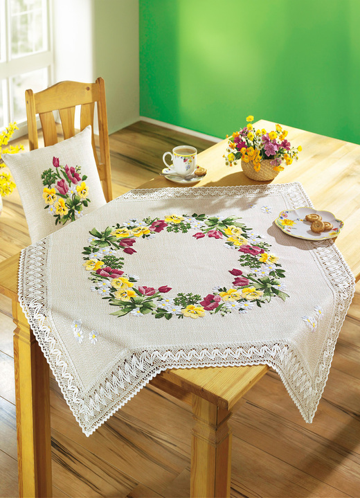 Tischdecken - Schäfer Tisch- und Raumdekoration, in Größe 103 (Läufer, 50/100 cm) bis 404 (Kissenbezug,40/ 40 cm), in Farbe BUNT., in Ausführung Stickpackung