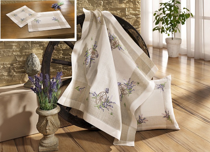 - Schöne Accessoires in Leinencharakter mit liebevoller Stickerei, in Größe 120 (Deckchen, 35x 35 cm) bis 404 (Kissenhülle, 40x 40 cm), in Farbe ECRU