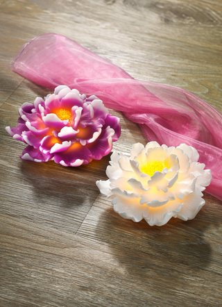 Wohnaccessoires - LED-Kerze Chrysantheme , in Farbe LILA