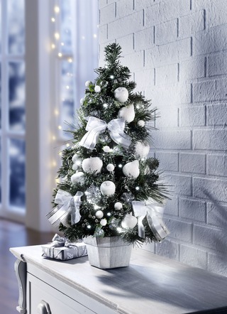 Beleuchteter Tannenbaum, batteriebetrieben