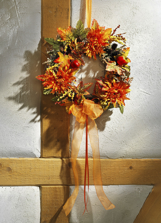 - Wandkranz mit kleinen Kürbissen, in Farbe ORANGE
