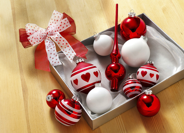 Weihnachten - Hochwertiger, edler Christbaumschmuck, in Farbe ROT-WEISS, in Ausführung Weihnachtsbaumkugeln, Basis-Set, 19-teilig Ansicht 1