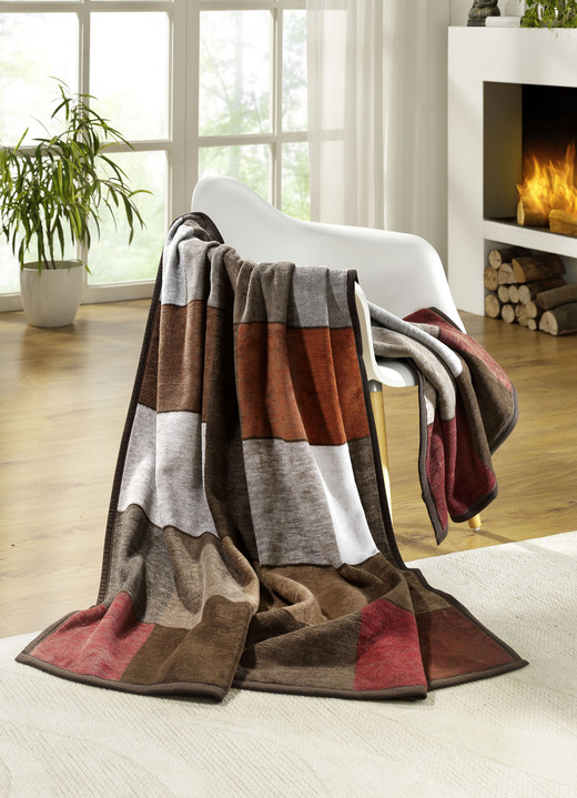 Decken - Kuschelig weiche Schlafdecken in hautsympathische Qualität, in Farbe MULTICOLOR, in Ausführung Karo-Dessin Ansicht 1