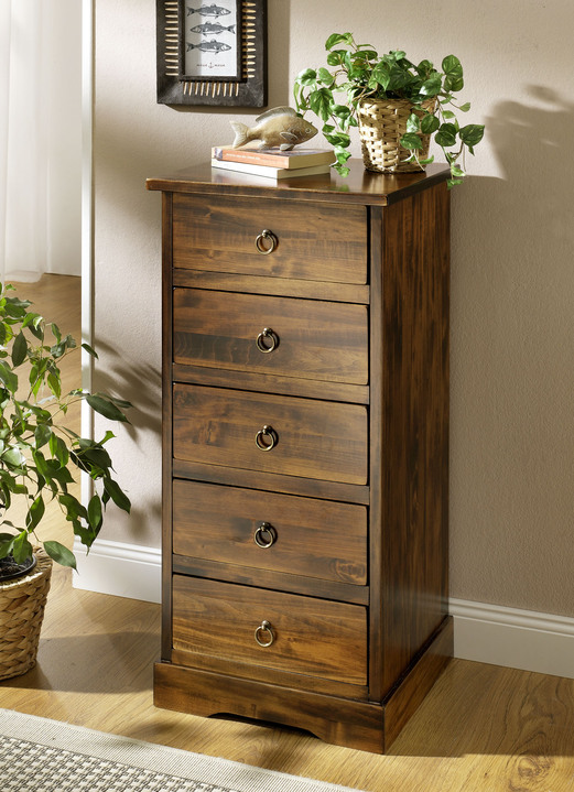 Sideboards & Kommoden - Rustikale Schubladenkommode aus Massivholz mit Metallgriffen, in Farbe NUSSBAUM