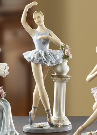 Ballerina aus Porzellan