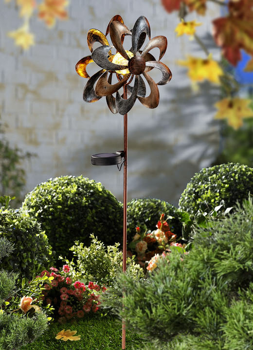 Leuchtende Dekoration - Windrad mit Solarkugel, in Farbe BRAUN