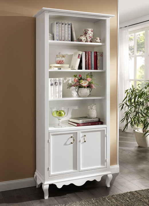 - Hochwertige Möbelserie mit Metallgriffen, in Farbe WEISS, in Ausführung Schubladenkommode mit 3 Schubladen Ansicht 2