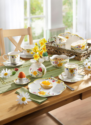 Gläser & Geschirr - Porzellan-Serie Spring Awakening von Villeroy & Boch, in Farbe WEISS, in Ausführung Eierbecher – Farbe WEISS – Ansicht 