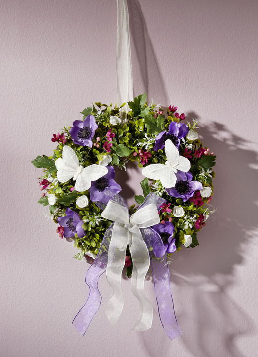 Kunst- & Textilpflanzen - Wandkranz mit Textilschleifenbänder, in Farbe WEIß-LILA, in Ausführung Lila-weiß, mit Anemonenblüte Ansicht 1
