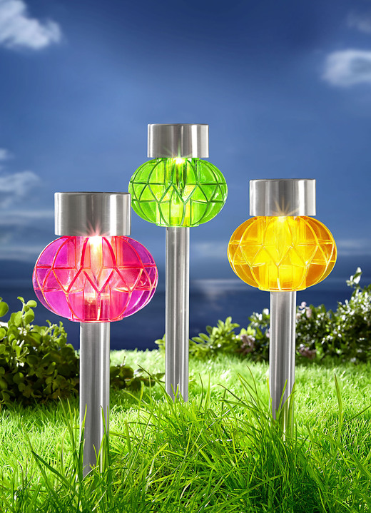 Garten - Farbenfrohe Solarleuchten aus wetterfestem Kunststoff, 3er-Set, in Farbe BUNT Ansicht 1
