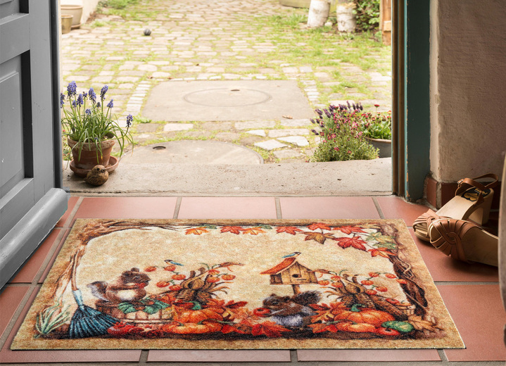 Fußmatten - Fußmatte mit Eichhörnchen-Motiv, in Farbe BUNT Ansicht 1